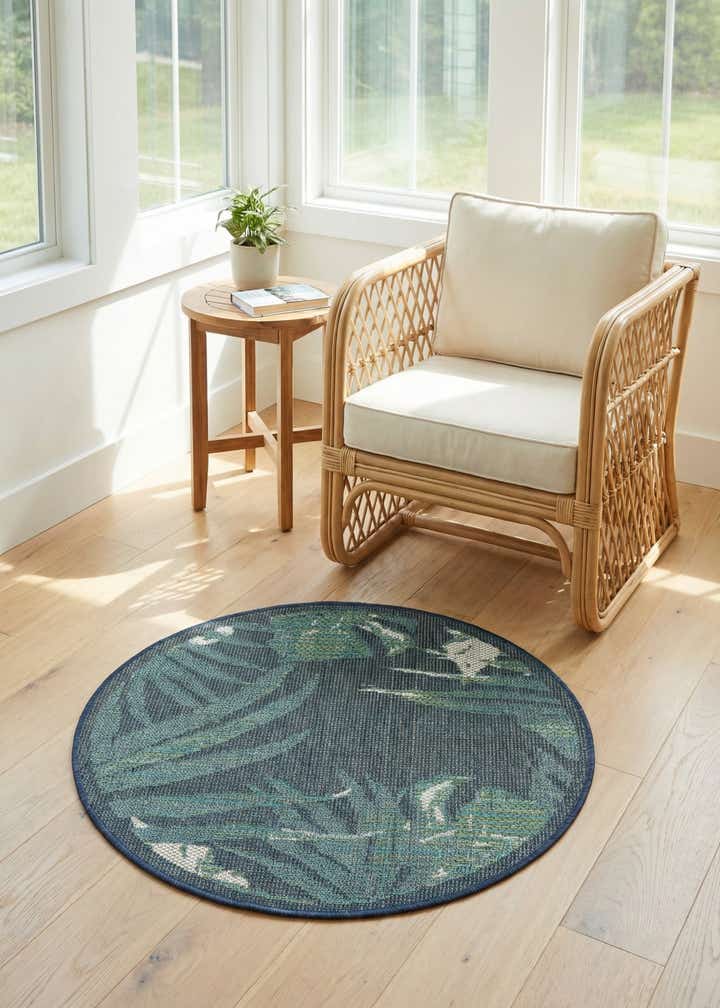 3' 3 x 3' 3 Easy-Clean Baja Indoor / Outdoor Round Rug