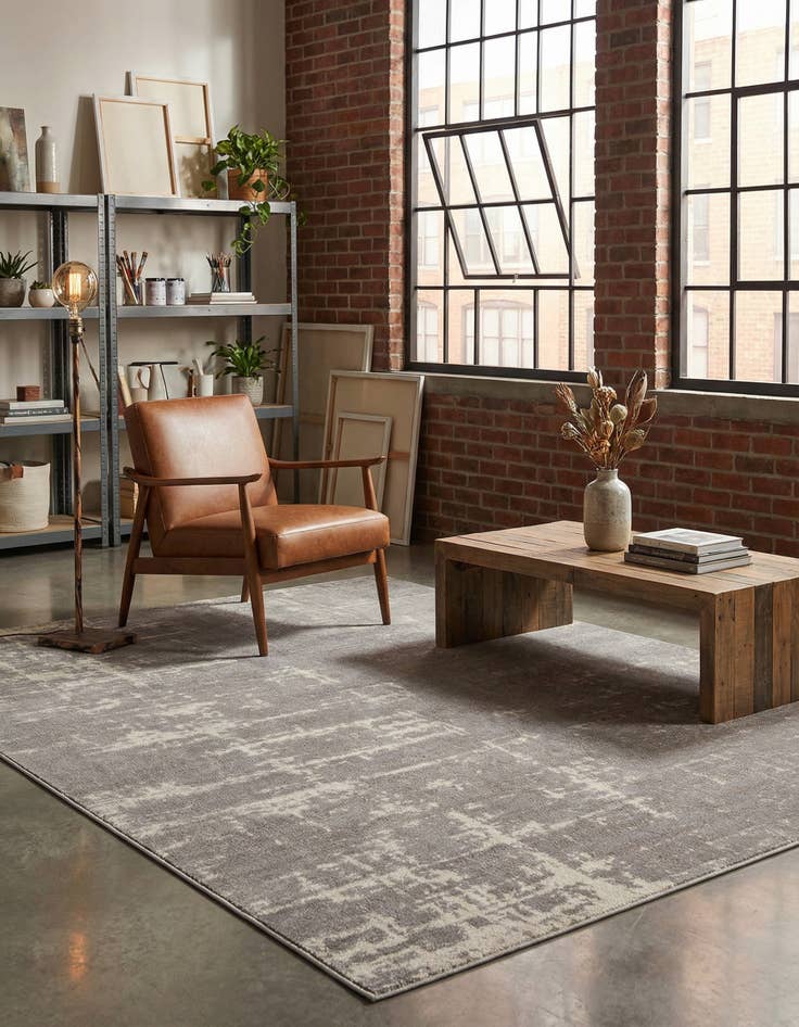 Detail image of 5' 3 x 8' Valencia Rug