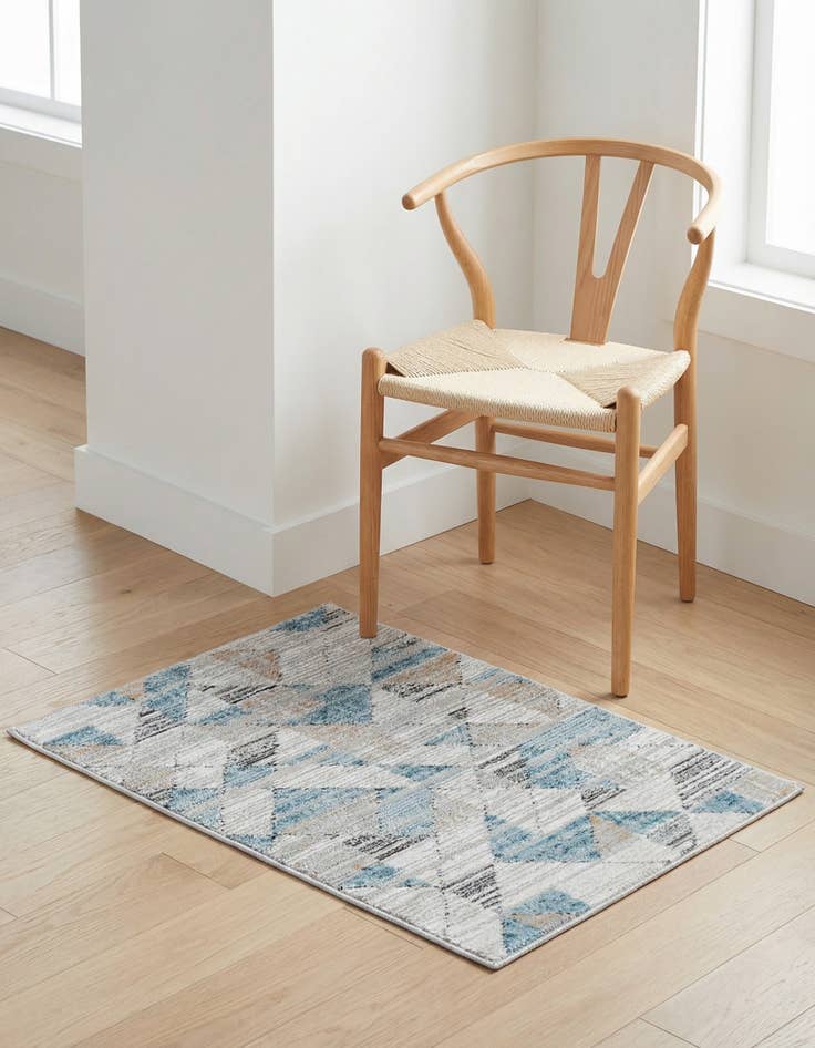 Detail image of 2' 2 x 3' Leipzig Rug