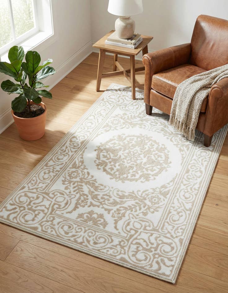 Detail image of 3' 3 x 5' 3 Hermitage Rug