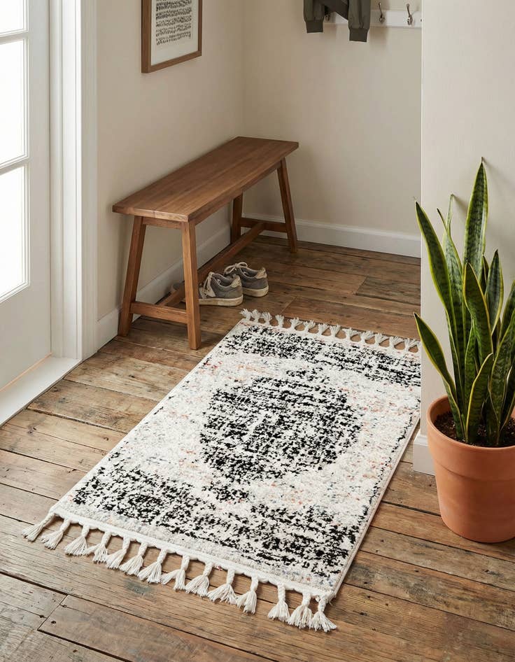 Detail image of 2' x 3' Aramis Rug