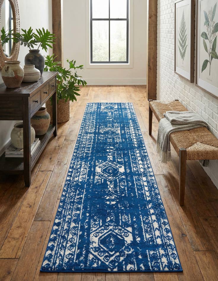 Detail image of 3' 3 x 14' Lennon Runner Rug