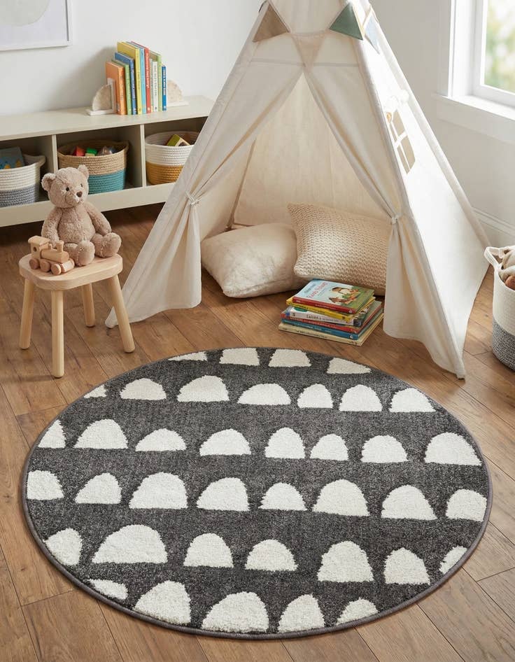 Detail image of 3' 3 x 3' 3 Whimsy Kids Round Rug