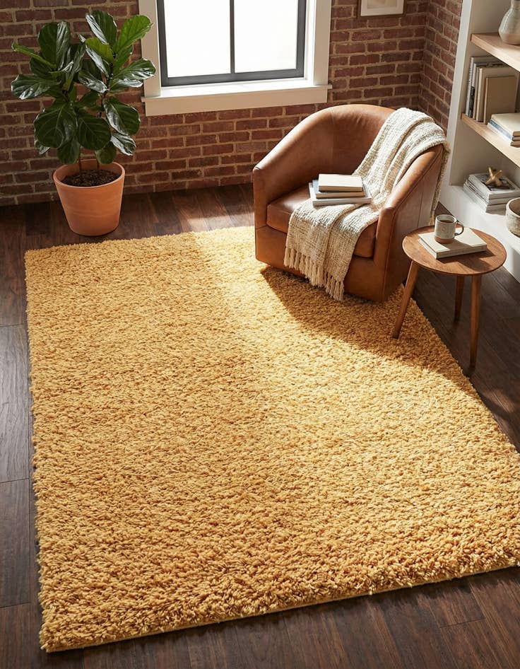 Detail image of 7' x 10' Zermatt Shag Rug