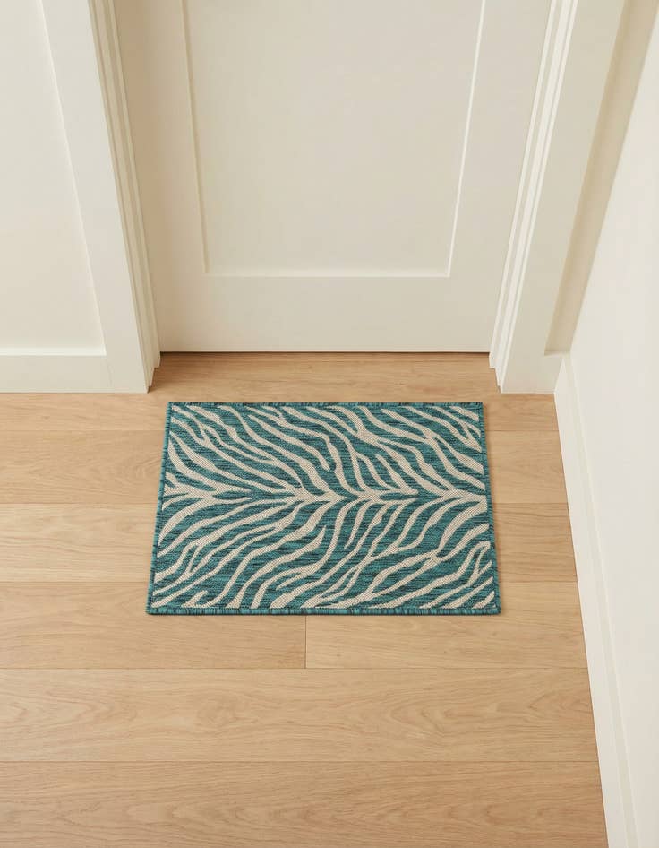 Detail image of 2' x 3'  Washable Safari Indoor / Outdoor Rug