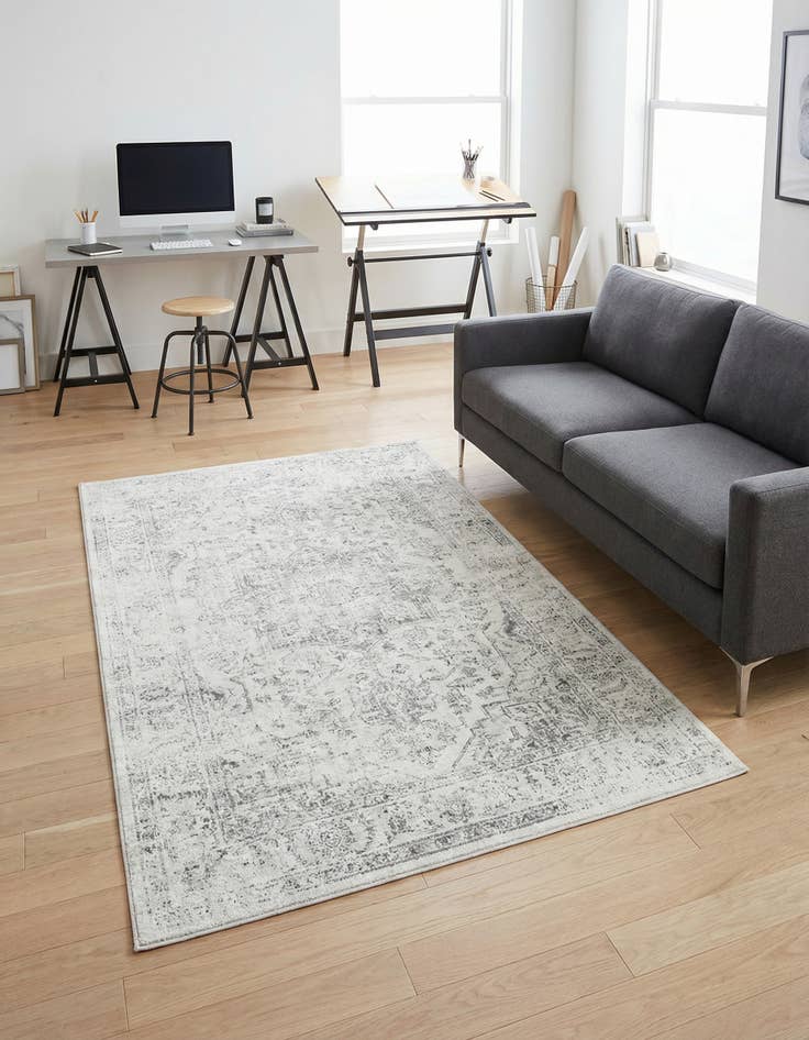 Detail image of 5' 3 x 8' Monte Carlo Rug With Pad Bundle