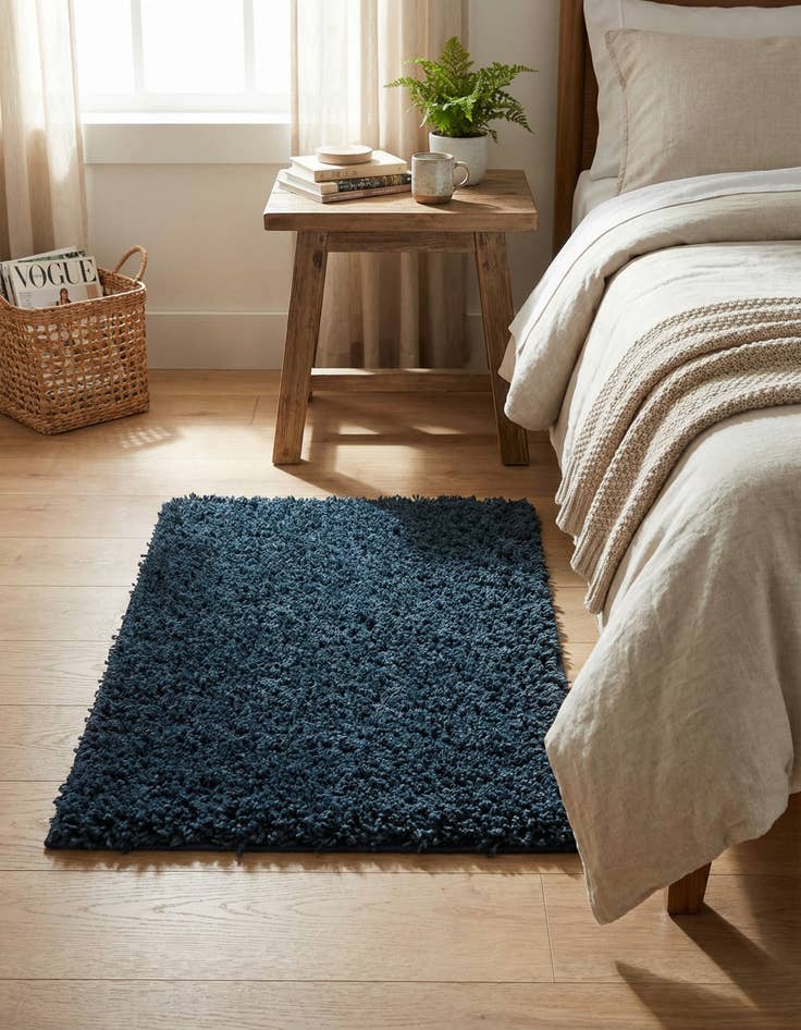 Detail image of 2' 2 x 3' Everyday Shag Rug