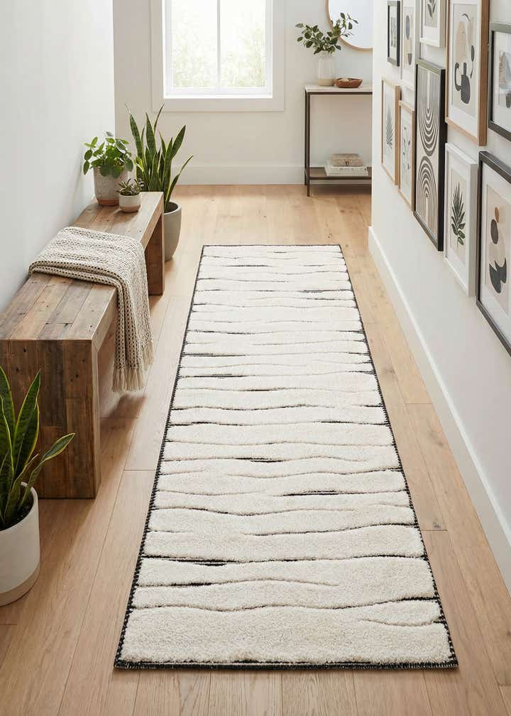 2' 7 x 8' Prismatic Runner Rug