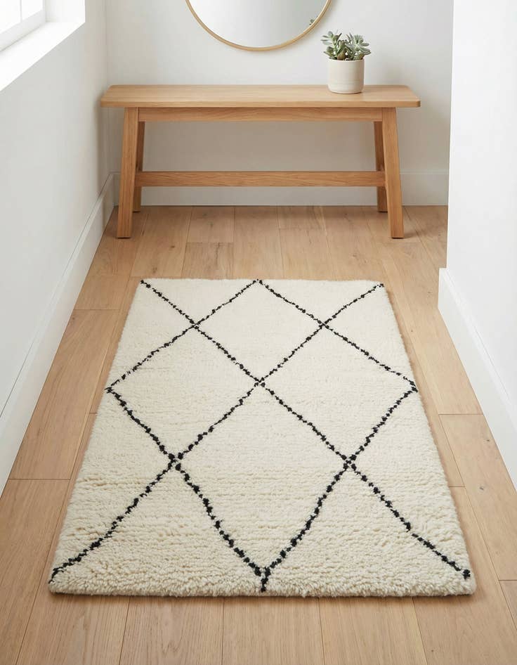 Detail image of  2' x 3' 1  Hand Knotted Safiya Moroccan Wool Rug