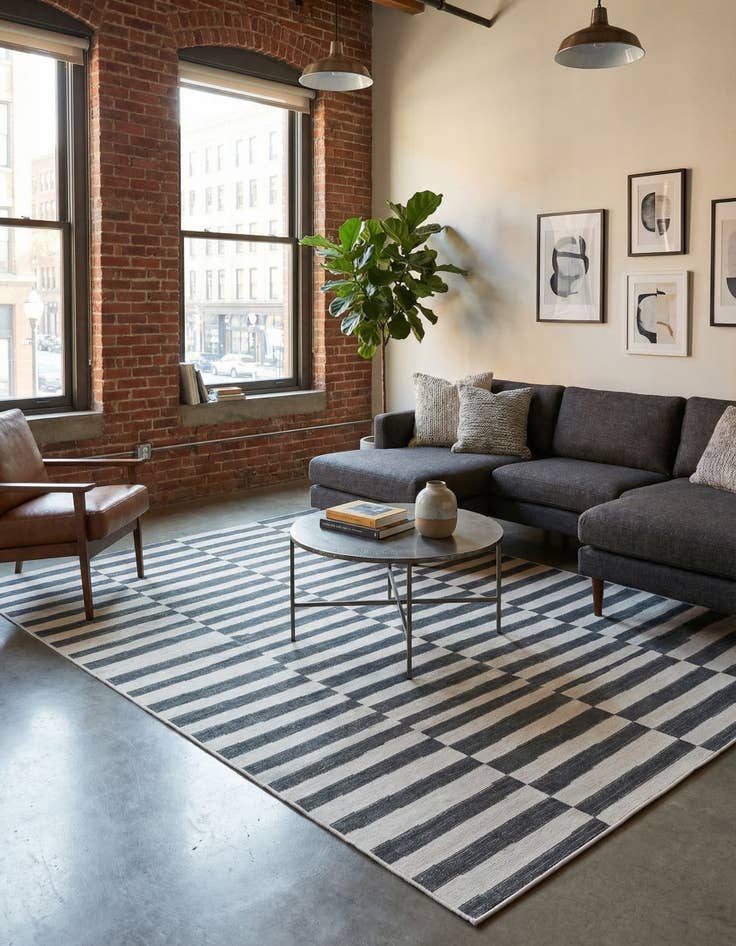 Detail image of 7' x 10' Tribeca Rug