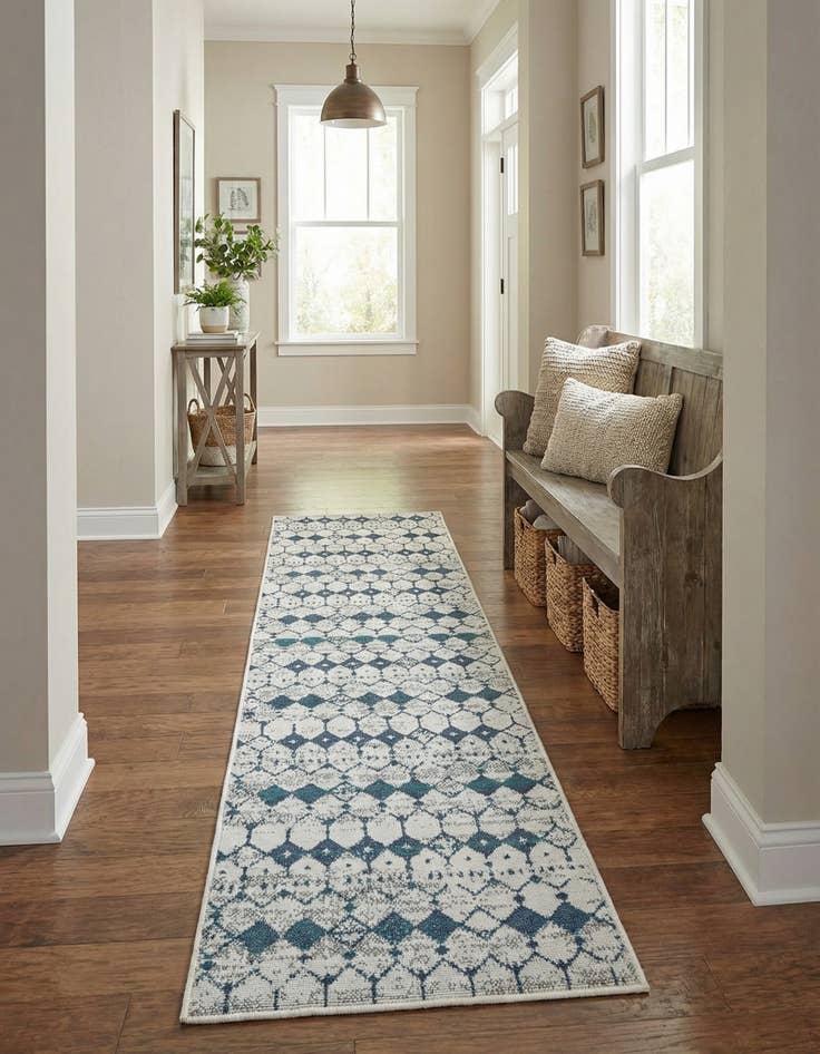 Detail image of 2' x 8' Washable Lattice Indoor / Outdoor Runner Rug
