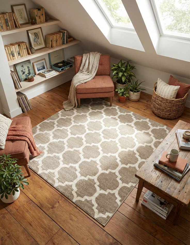 Detail image of 6' x 6' Lattice Square Rug