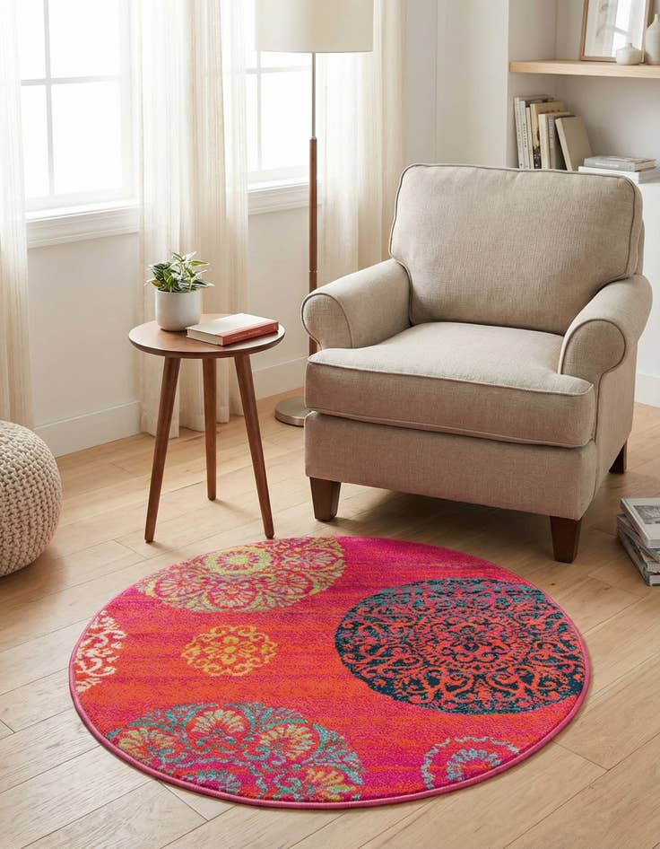 Detail image of 3' x 3' Azalea Round Rug