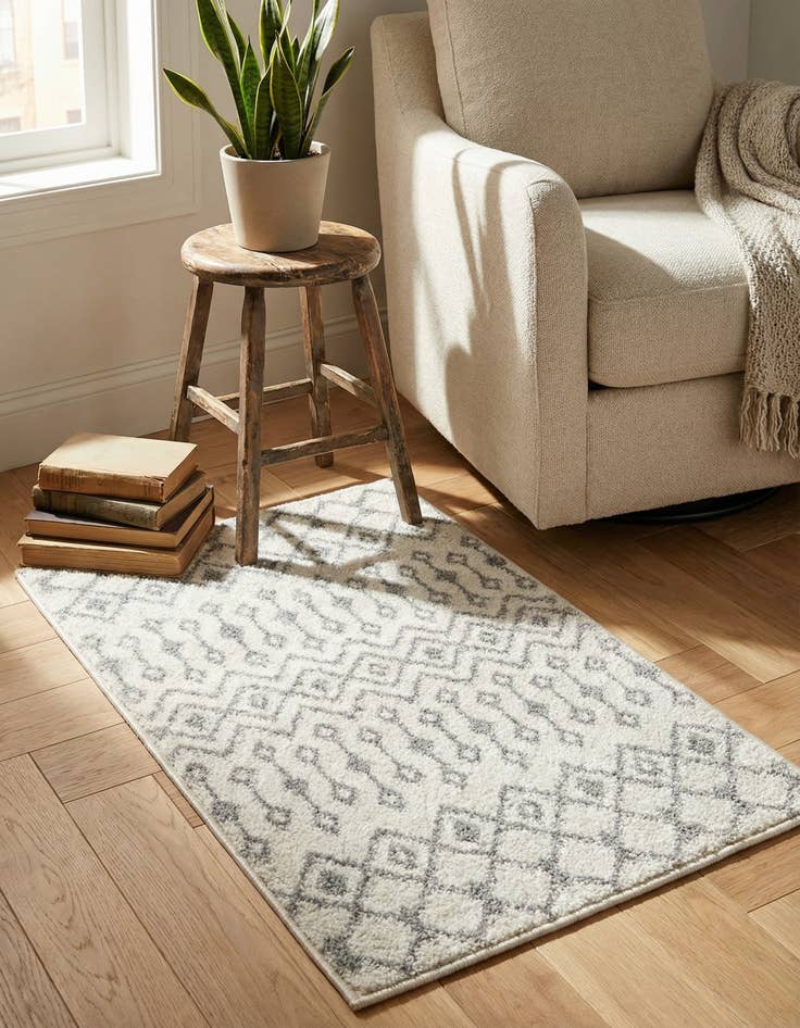 Detail image of  2' x 3' Moroccan Trellis Rug