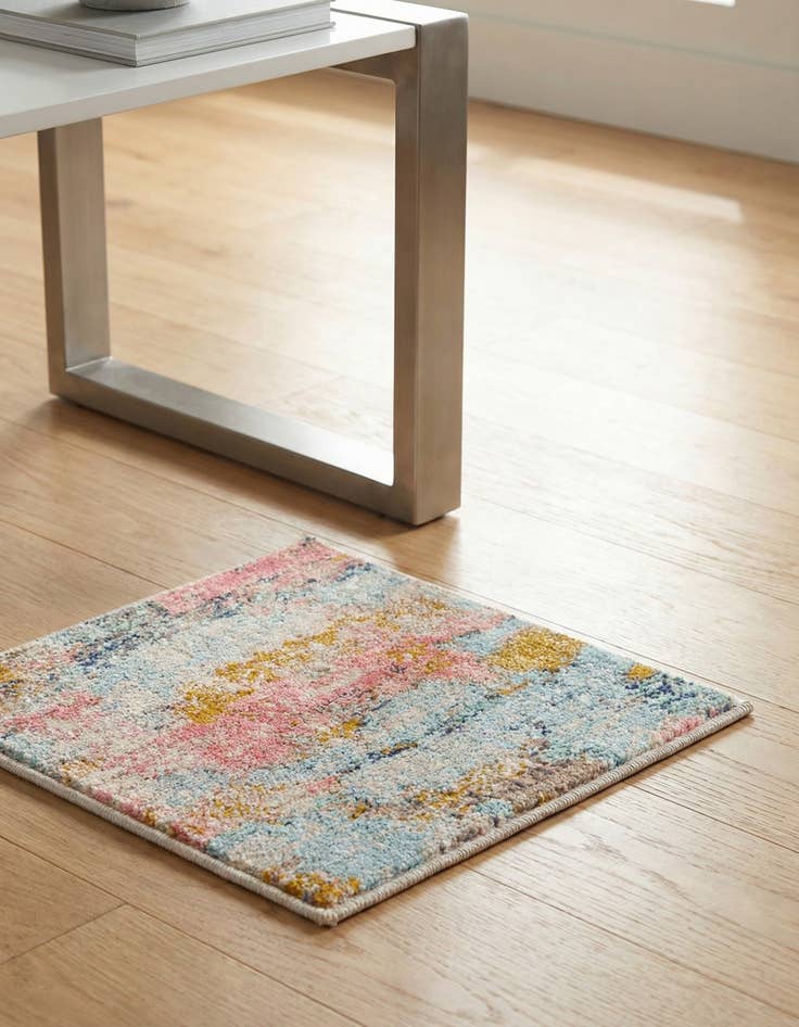 Detail image of 1' 4 x 1' 4 Lotus Sample Rug