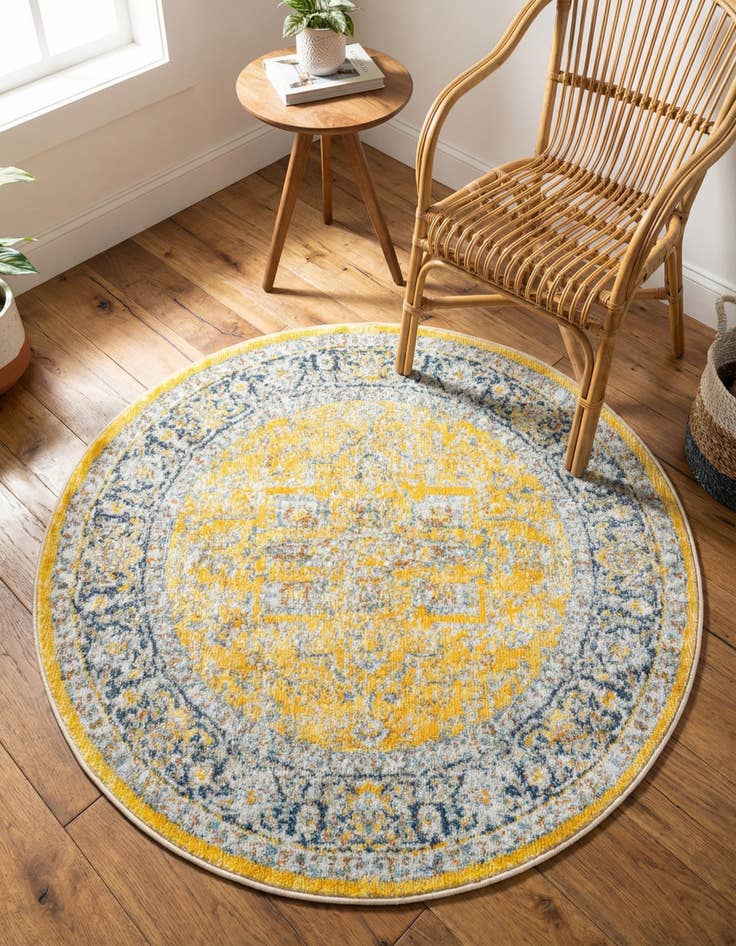Detail image of 3' 3 x 3' 3 Santiago Round Rug