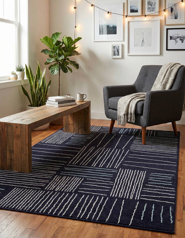 Detail image of 5' 3 x 8' Hanahan Rug