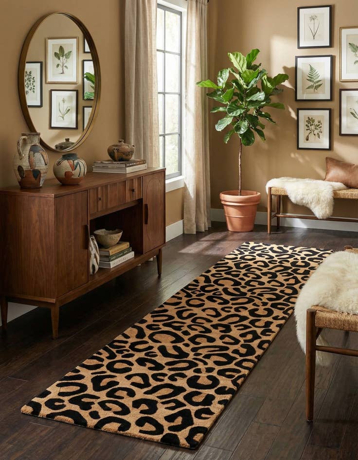 Detail image of 2' 7 x 10' Hand Tufted Safari Wool Runner Rug