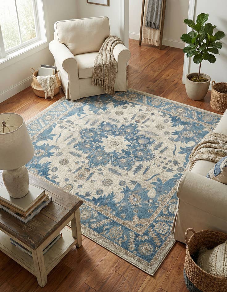 Detail image of 8' x 8' Viola Square Rug