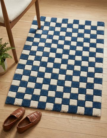 Blue and White Hand Tufted Wool Rug