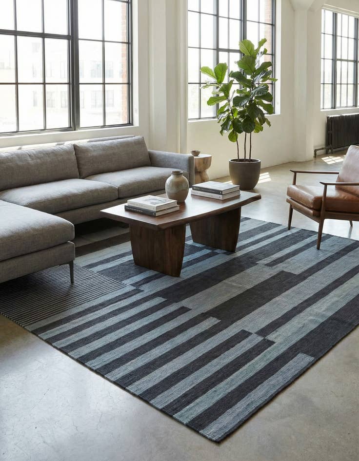 Detail image of 5' 2 x 6' 4 Hand Woven Kilim Modern Wool Square Rug