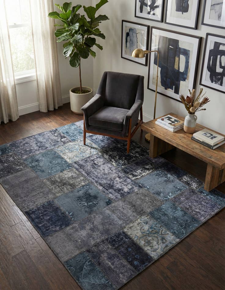 Detail image of 5' x 6' 7 Hand Knotted Ultra Vintage Persian Wool Square Rug