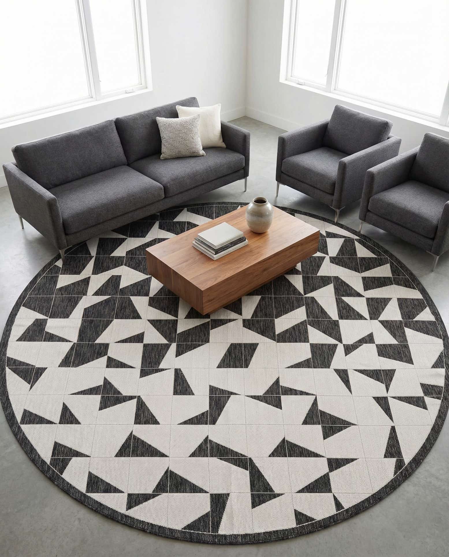 12' x 12' Easy-Clean Modern Indoor / Outdoor Round Rug
