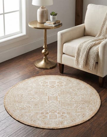 Natural Easy-Clean Aztec Indoor / Outdoor Round Rug