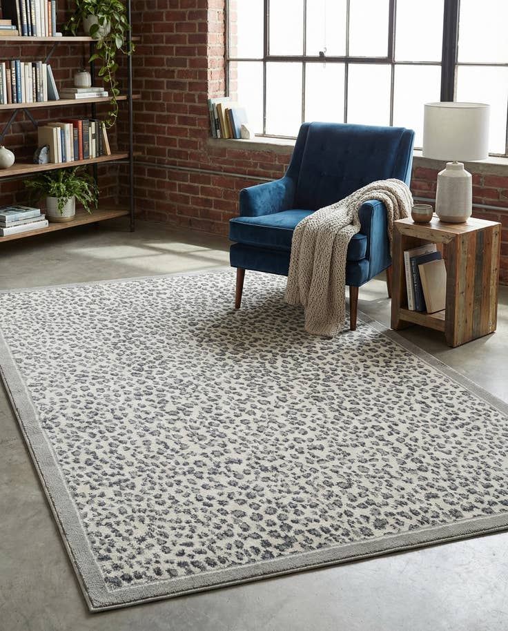 Detail image of 5' x 8' Safari Rug