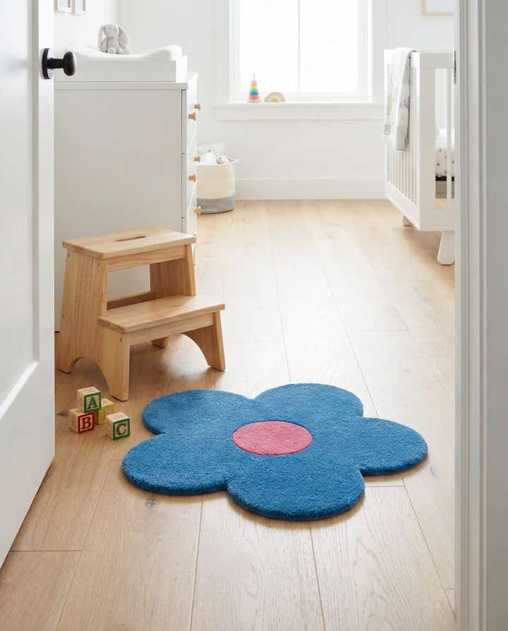 2' 2 x 2' 2 Happy Rugs Funky Flower Wool Round