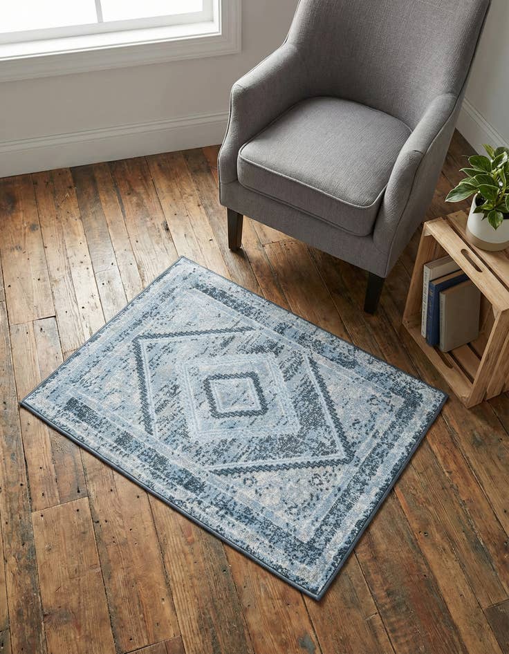 Detail image of 2' x 3' Kamala Washable Rug