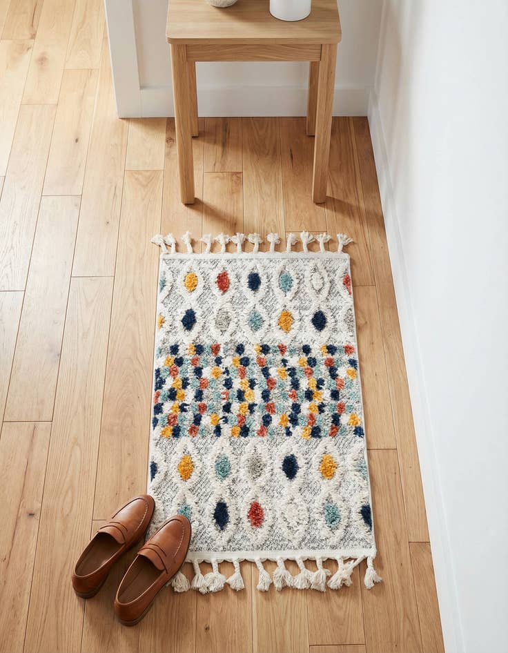 Detail image of 2' x 3' 2 Cherokee Rug