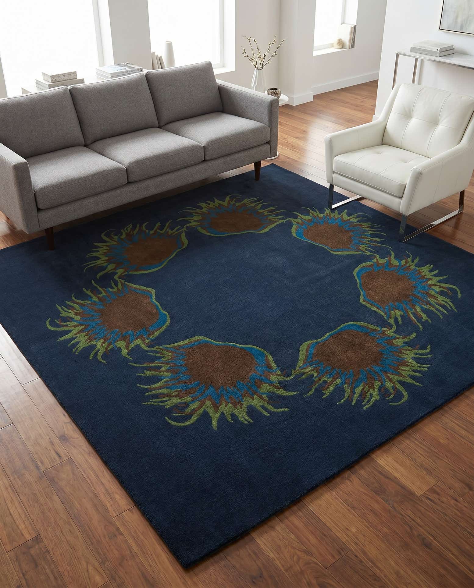 7' 5 x 7' 7 Luna Square Rug