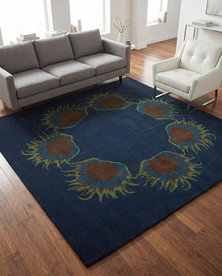 7' 5 x 7' 7 Luna Square Rug