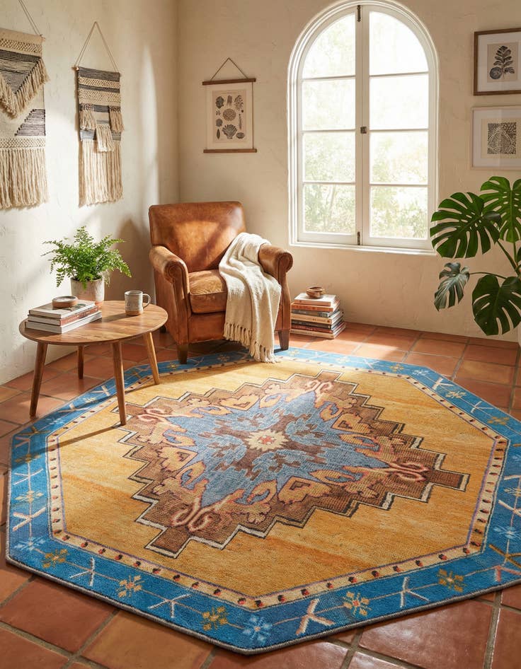 Detail image of 7' 6 x 7' 6 Timeless Octagon Rug