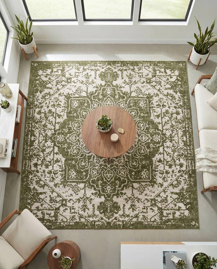 Detail image of 7' 10 x 7' 10 Easy-Clean Jill Zarin Dubai Indoor / Outdoor Square Rug