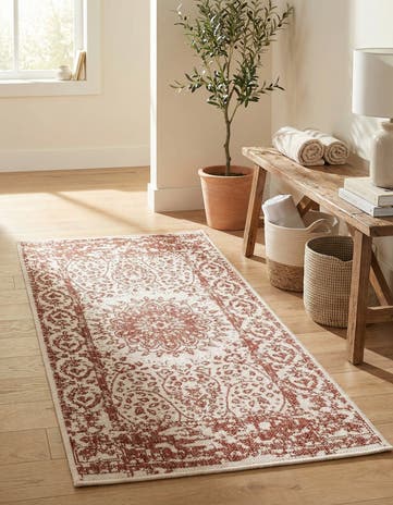 Rust Red Easy-Clean Traditional Indoor / Outdoor Runner Rug