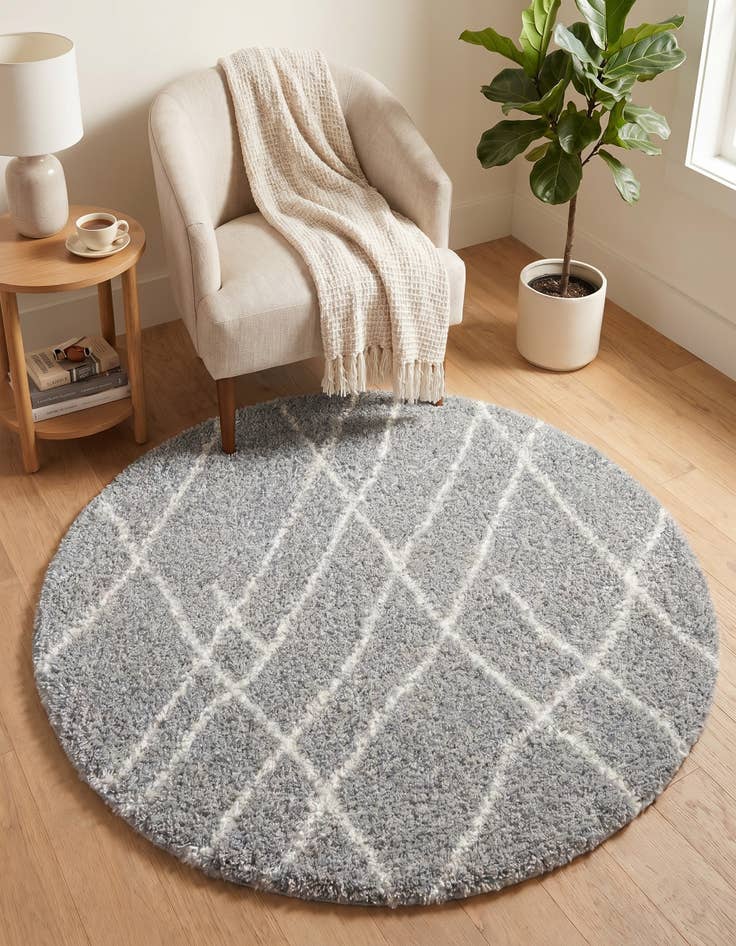 Detail image of 3' 3 x 3' 3 Soft Touch Shag Round Rug