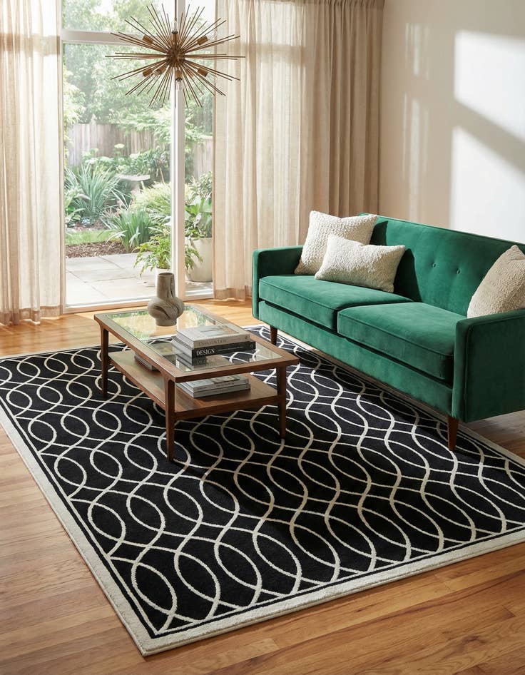 Detail image of 5' 3 x 8' Milano Rug