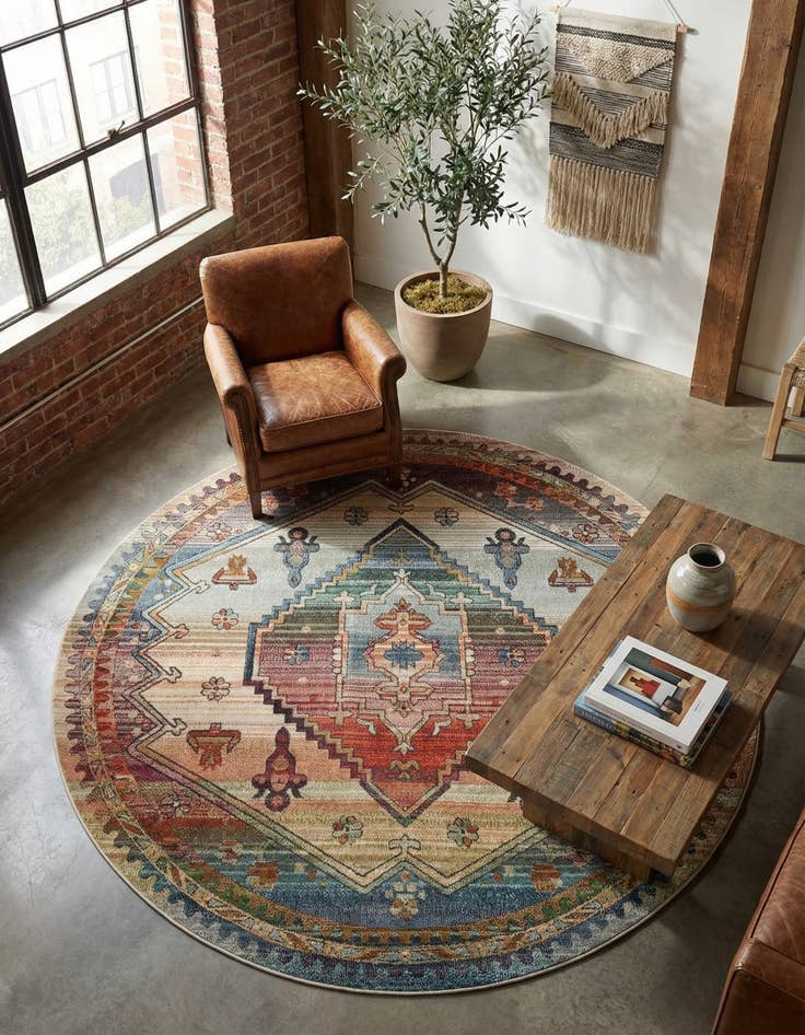 Detail image of 8' x 8' Isabella Round Rug