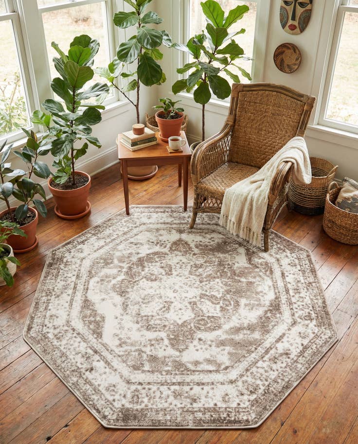 Detail image of 6' x 6' Monte Carlo Octagon Rug