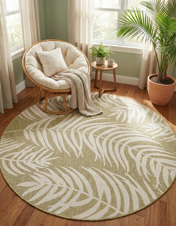 Detail image of 6' x 6' Washable Botanical Indoor / Outdoor Round Rug