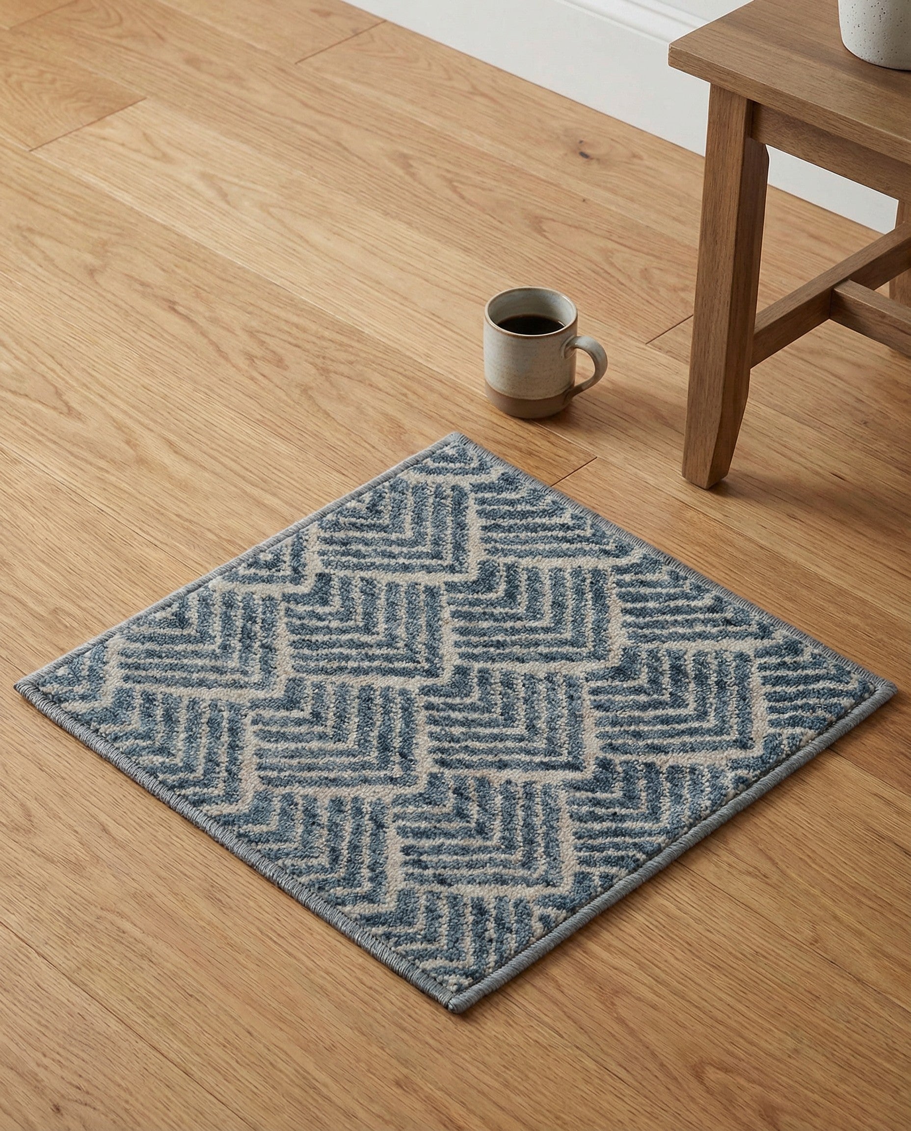1' 4 x 1' 4 Eco Trellis Sample Rug