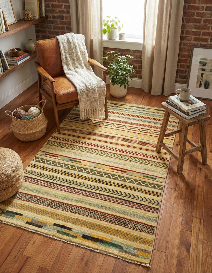 Detail image of 2' 9 x 4' Hand Knotted Modern Ziegler Rug