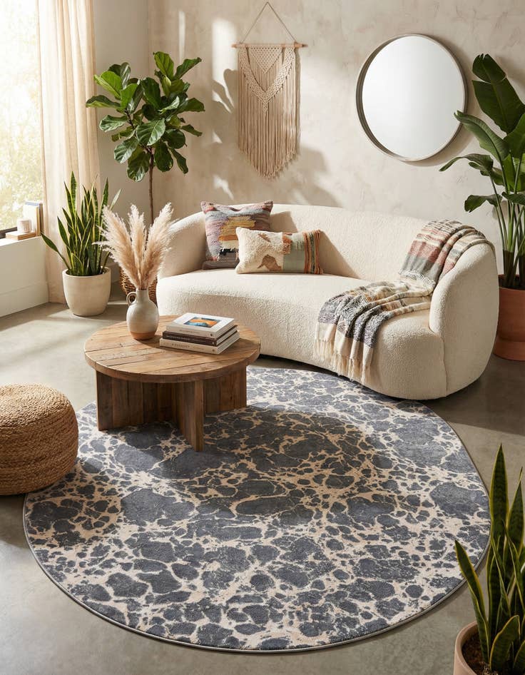 Detail image of 8' x 10' Oasis Oval Rug