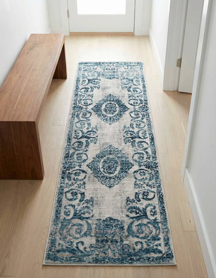 Detail image of 2' x 6' Finsbury Runner Rug