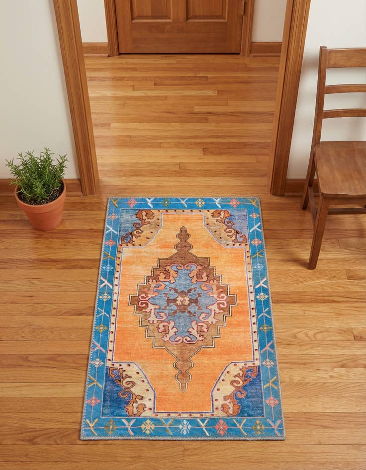 Detail image of 2' x 3' Timeless Rug