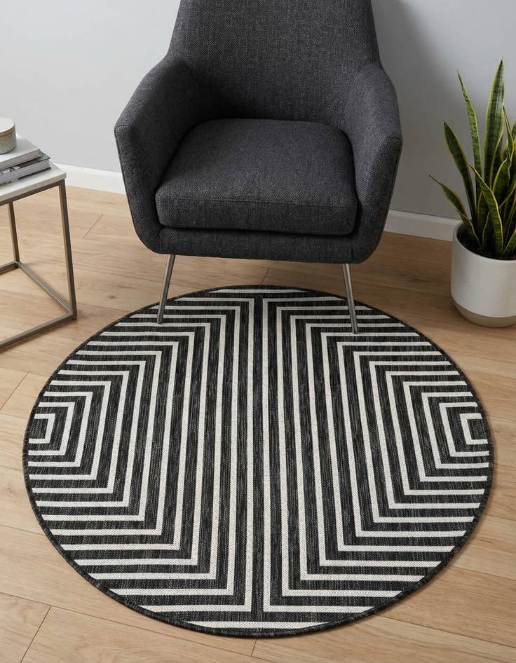 Detail image of 4' x 4' Easy-Clean Modern Indoor / Outdoor Round Rug