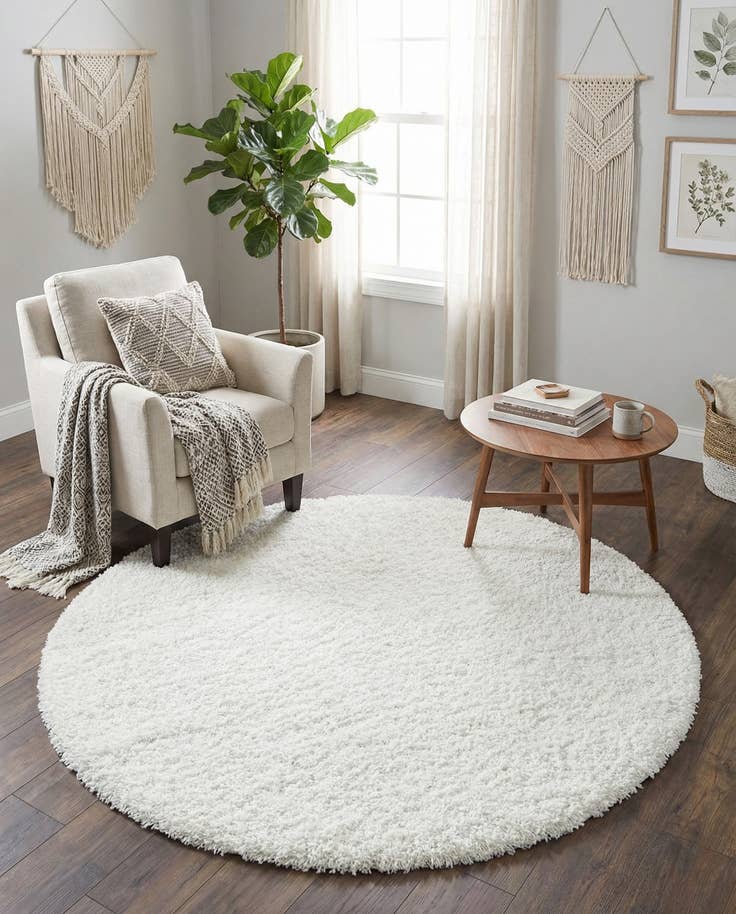 Detail image of 6' x 6' Zermatt Shag Round Rug