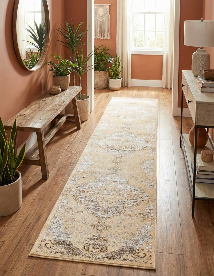 Detail image of 2' x 9' 10 Highbury Runner Rug